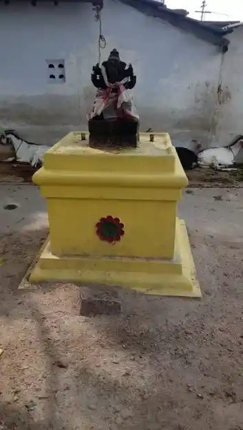 Arulmigu Pillaiyar And Amman Temple, Reddiarpatti - 628907 அருள்மிகு பிள்ளையார் மற்றும் அம்மன் திருக்கோயில், Reddiarpatti - 628907, Thoothukudi - Ancient Temple Architecture and History Image 3