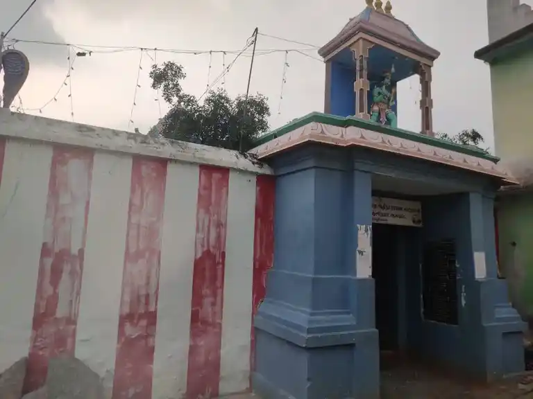 Arulmigu Pillaiyar And Anjaneyaswamy Temple, Alinjikuppam - 632602 அருள்மிகு ஆஞ்கநேயசுவாமி திருக்கோயில், அழிஞ்சிகுப்பம் - 632602, Vellore - Ancient Temple Architecture and History Image 8