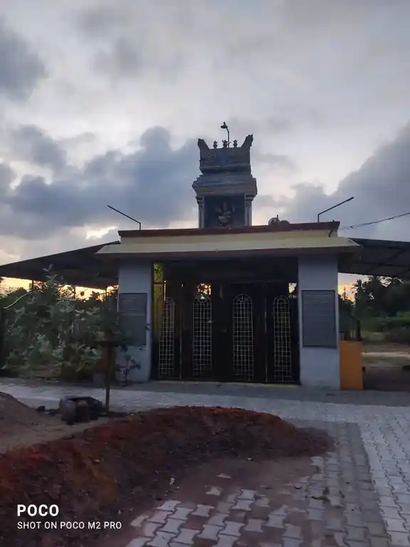 Arulmigu Pillaiyar Angalamman Chellyamman Aayiamman Veerabathirar Temple, Thirupanangadu - 604410 அருள்மிகு பிள்ளையார், அங்காளம்மன், செல்லியம்மன், ஆயியம்மன், வீரபத்திரசுவாமி திருக்கோயில், Thirupanangadu - 604410, Tiruvannamalai - Ancient Temple Architecture and History Image 3