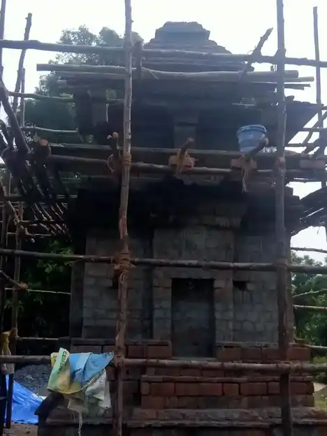 Arulmigu Pillaiyar, Drowpathiyamman Temple, Saalavanur - 605202 அருள்மிகு பிள்ளையார், திரௌபதியம்மன் திருக்கோயில், Saalavanur - 605202, Viluppuram - Ancient Temple Architecture and History Image 6