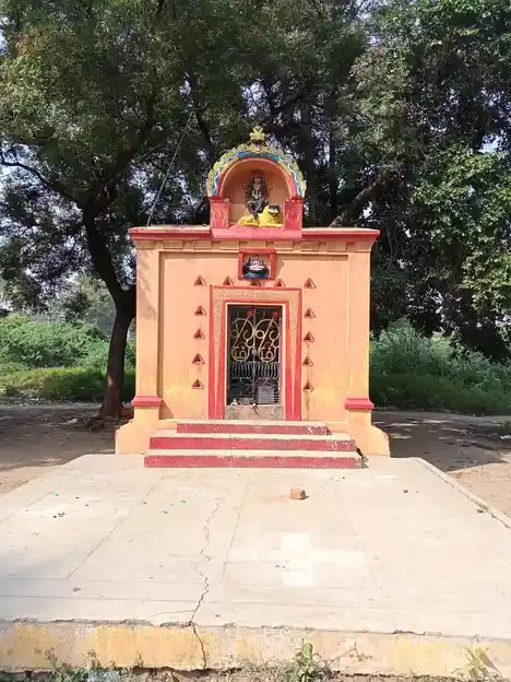 Arulmigu Pillaiyar,Grama Devathai Ellaiyammantemple, Virupatchipuram - 632002 Temple