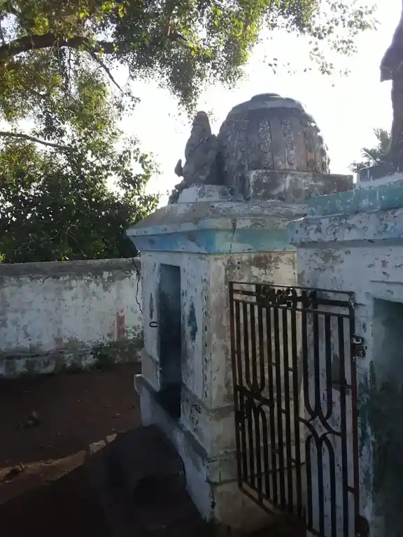 Arulmigu Pillaiyar Iyyanar Temple, Siruvambar - 606104 அருள்மிகு பிள்ளையார் அய்யனார் திருக்கோயில், சிறுவெம்பார் - 606104, Cuddalore - Ancient Temple Architecture and History Image 2