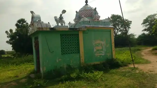 Arulmigu Pillaiyar Maduraiveeran Temple, Kumaramangalam - 622504 அருள்மிகு பிள்ளையார் மதுரைவீரன் திருக்கோயில், Kumaramangalam - 622504, Pudukkottai - Ancient Temple Architecture and History Image 2