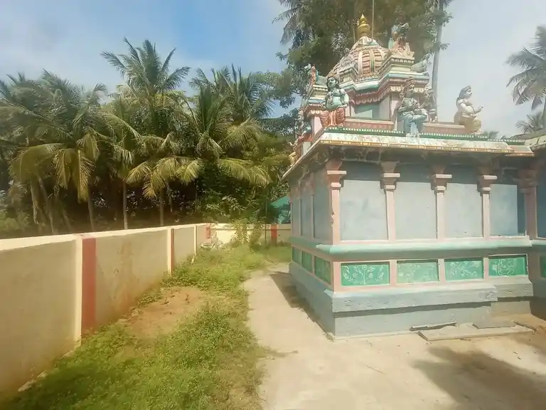 Arulmigu Pillaiyar Mariamman Temple, Manmalai - 606707 அருள்மிகு. பிள்ளையார், மாரியம்மன் திருக்கோயில், Manmalai - 606707, Tiruvannamalai - Ancient Temple Architecture and History Image 4