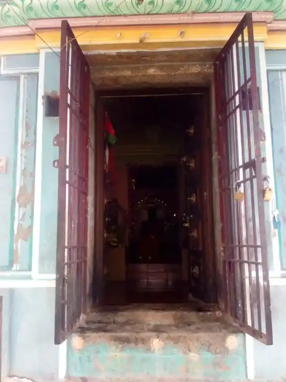 Arulmigu Pillaiyar Mariyamman Temple, Valayavattam - 612102 அருள்மிகு பிள்ளையார், மாரியம்மன் திருக்கோயில், Valayavattam - 612102, Thanjavur - Ancient Temple Architecture and History Image 2