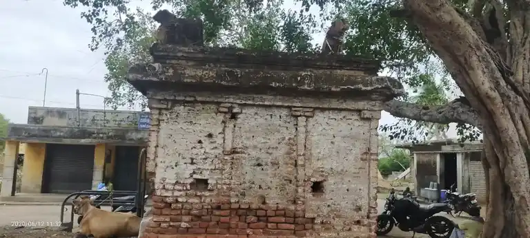 Arulmigu Pillaiyar Pidari Ammachar Temple, Kazsirupakkam - 606707 அருள்மிகு பிள்ளையார், பிடாரி, அம்மச்சார் திருக்கோயில், Kazsirupakkam - 606707, Tiruvannamalai - Ancient Temple Architecture and History Image 4