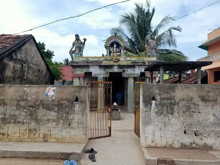 Arulmigu Pillaiyar Temple, Aarkaadu - 605755