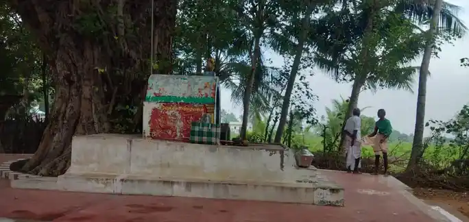 Arulmigu Pillaiyar Temple, Kalluppatti - 639107 அருள்மிகு பிள்ளையார் திருக்கோயில்,  - 639107, Karur - Ancient Temple Architecture and History Image 4