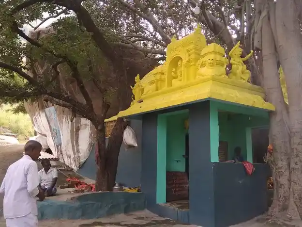 Arulmigu Pillaiyar Temple, Kalvasal - 606803 அருள்மிகு பிள்ளையார், வேணுகோபாலசுவாமி மற்றும் பஜனை மடம் திருக்கோயில், Kalvasal - 606803, Tiruvannamalai - Ancient Temple Architecture and History Image 2