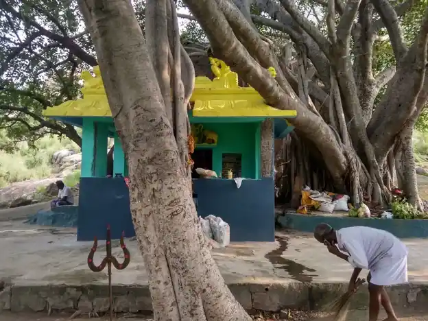 Arulmigu Pillaiyar Temple, Kalvasal - 606803 அருள்மிகு பிள்ளையார், வேணுகோபாலசுவாமி மற்றும் பஜனை மடம் திருக்கோயில், Kalvasal - 606803, Tiruvannamalai - Ancient Temple Architecture and History Image 4