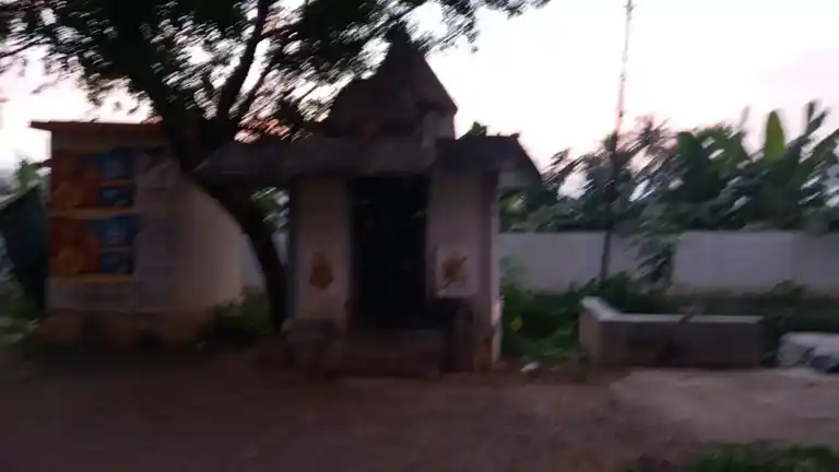 Arulmigu Pillaiyar Temple, Kumaravayalur - 620017 Arulmigu Pillaiyar Temple, Kumaravayalur - 620017, Thiruchirappalli - Ancient Temple Architecture and History Image 2