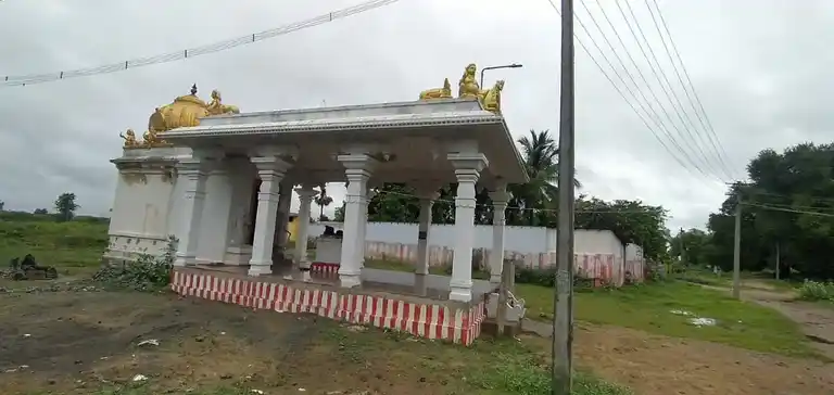 Arulmigu Pillaiyar Temple, Melaperunkarai - 623608 Arulmigu Pillaiyar Temple, Melaperunkarai - 623608, Ramanathapuram - Ancient Temple Architecture and History Image 3
