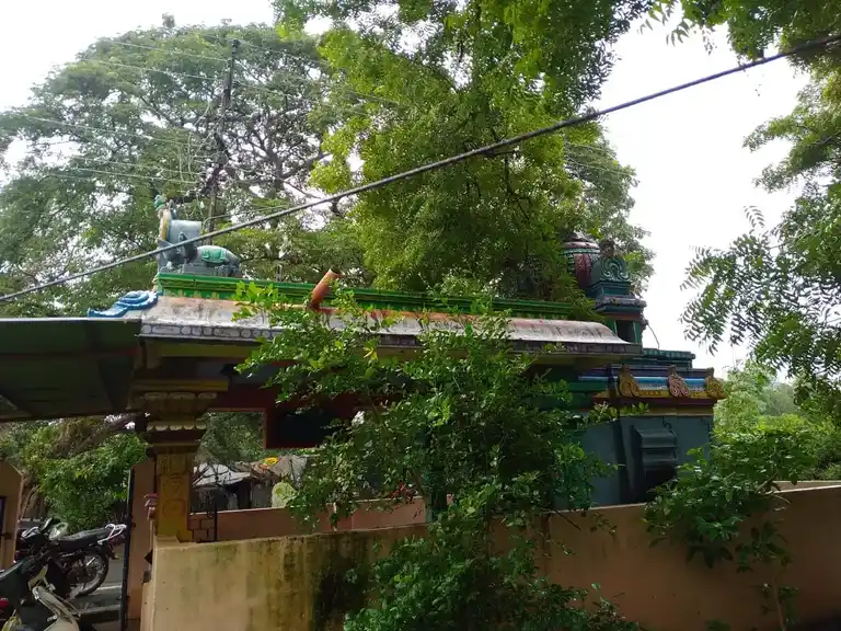 Arulmigu Pillaiyar Temple, Nannilam - 610105 அருள்மிகு பிள்ளையார் திருக்கோயில், Nannilam - 610105, Thiruvarur - Ancient Temple Architecture and History Image 2