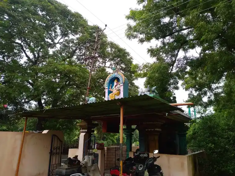 Arulmigu Pillaiyar Temple, Nannilam - 610105 அருள்மிகு பிள்ளையார் திருக்கோயில், Nannilam - 610105, Thiruvarur - Ancient Temple Architecture and History Image 4