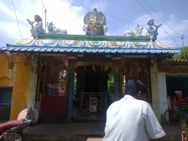 Arulmigu Pillaiyar Temple, Onbathuvelli - 613104 அருள்மிகு பிள்ளையார் திருக்கோயில், Onbathuvelli - 613104, Thanjavur - Ancient Temple Architecture and History Image 4