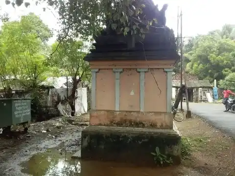 Arulmigu Pillaiyar Temple, Peruncheri - 609404 Arulmigu Pillaiyar Temple, Peruncheri - 609404, Mayiladuthurai - Ancient Temple Architecture and History Image 3
