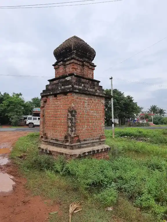 Arulmigu Pillaiyar Temple, Rubanarayananallur - 606104 அருள்மிகு பிள்ளையார் திருக்கோயில்,  - 606104, Cuddalore - Ancient Temple Architecture and History Image 2
