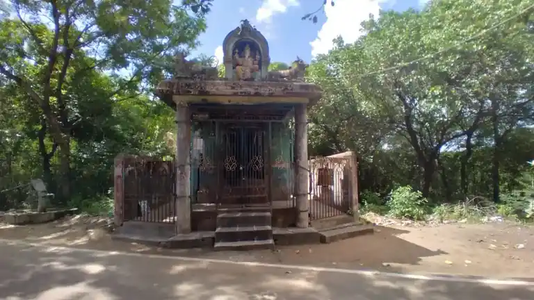 Arulmigu Pillaiyar Temple, Samuthinarkudi - 612605