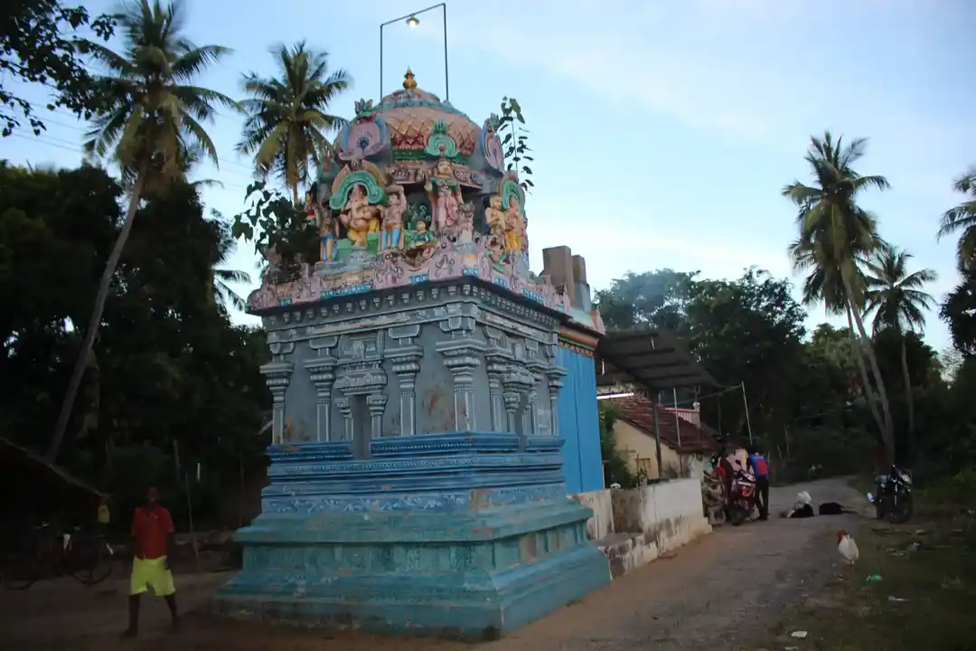 Arulmigu Pillaiyar Temple, Senbagakollai - 612605 Arulmigu Pillaiyar Temple, Senbagakollai - 612605, Thanjavur - Ancient Temple Architecture and History Image 4