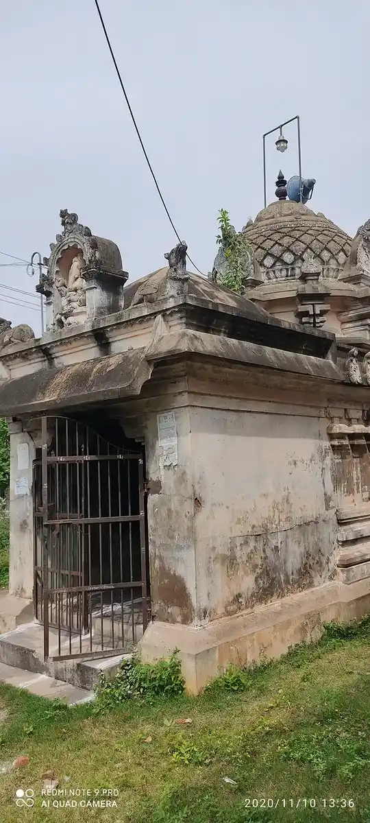 Arulmigu Pillaiyar Temple, Thiruloki - 609804 Arulmigu Pillaiyar Temple, Thiruloki - 609804, Thanjavur - Ancient Temple Architecture and History Image 2