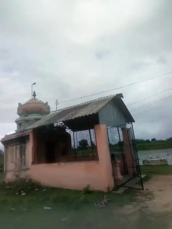 Arulmigu Pillaiyar Temple, Vadakalathur - 611109 Temple