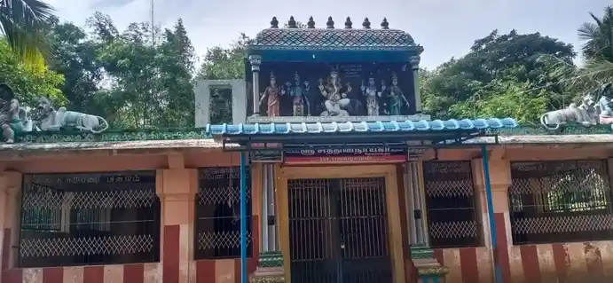 Arulmigu Pillaiyar Temple, Vadugakudi - 609503 அருள்மிகு பி¨ள்ளையார் திருக்கோயில், Vadugakudi - 609503, Thiruvarur - Ancient Temple Architecture and History Image 2