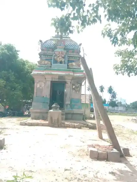 Arulmigu Pillaiyar Temple, Valancherikkadu - 614601 அருள்மிகு பிள்ளையார் திருக்கோயில், வளன்சேரிக்காடு - 614601, Thanjavur - Ancient Temple Architecture and History Image 3