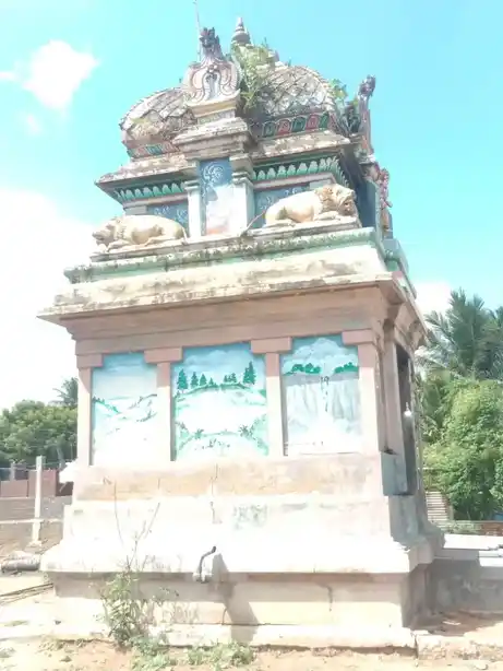Arulmigu Pillaiyar Temple, Valancherikkadu - 614601 அருள்மிகு பிள்ளையார் திருக்கோயில், வளன்சேரிக்காடு - 614601, Thanjavur - Ancient Temple Architecture and History Image 4