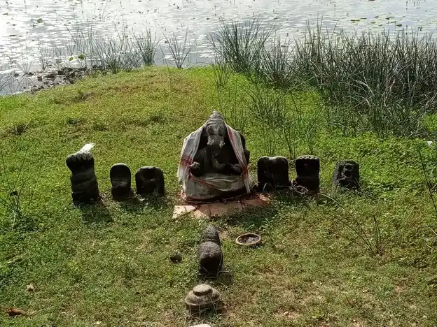 Arulmigu Pillaiyar Temple, Velimangalam - 614629 அருள்மிகு பிள்ளையார் திருக்கோயில், வேலிமங்கலம், ஆவுடையார்கோவில் வட்டம் - 614629, Pudukkottai - Ancient Temple Architecture and History Image 3