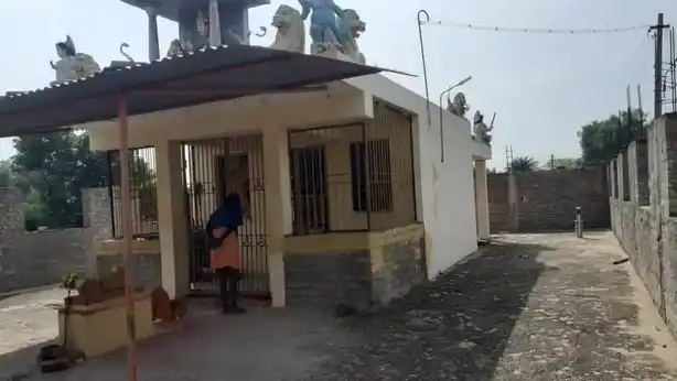 Arulmigu Pillaiyar Vagaiyara Temple, Kumanathangal - 632520 அருள்மிகு பிள்ளையார் வகையரா திருக்கோயில், கும்மனந்தாங்கள் - 632520, Ranipet - Ancient Temple Architecture and History Image 4