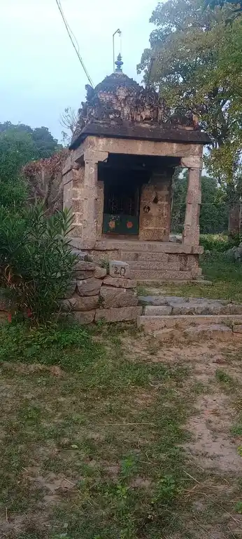 Arulmigu Pillaiyar Vagaiyara Temple, Pinnalavaadi - 607202 அருள்மிகு பிள்ளையார் வகையறா திருக்கோயில், Pinnalavaadi - 607202, Kallakurichi - Ancient Temple Architecture and History Image 2