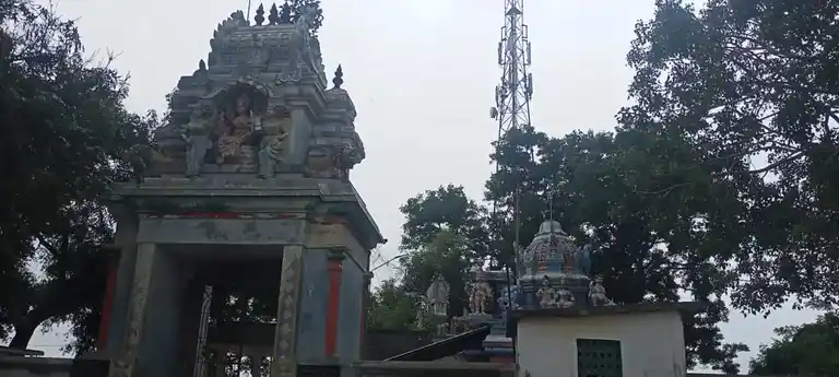 Arulmigu Pillaiyar Veediyappan And Kannimar Temple, Pariyampattu - 606902 அருள்மிகு பிள்ளையார், மாரியம்மன் வகையறா திருககோயில் பரையம்பட்டு திருவண்ணாமலை வட்டம் கோயில், Pariyampattu - 606902, Tiruvannamalai - Ancient Temple Architecture and History Image 2