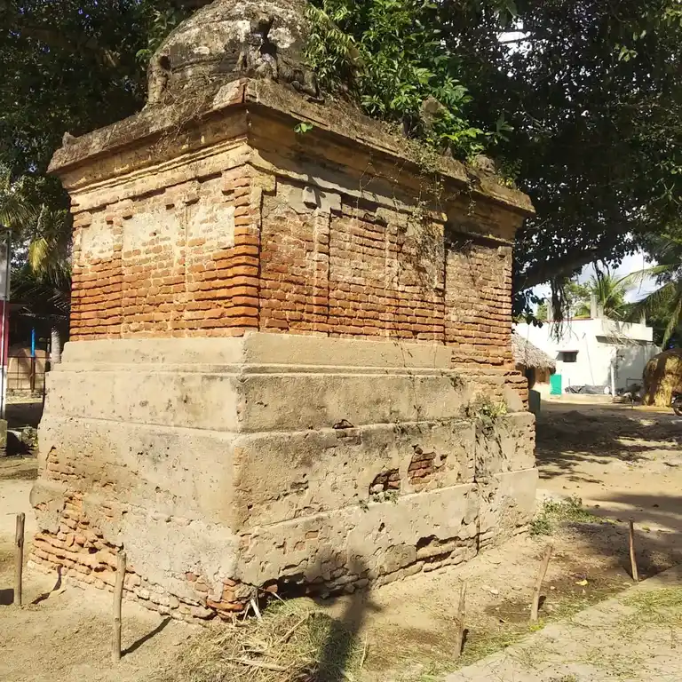 Arulmigu Pillayar Dhandayuthapani Temple, Alangudi - 612801 அருள்மிகு பிள்ளையார், தண்டயுதபாணி திருக்கோயில், ஆலங்குடி, ஆலங்குடி - 612801, Thiruvarur - Ancient Temple Architecture and History Image 2