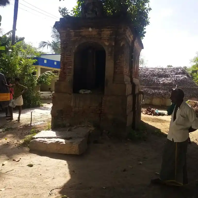 Arulmigu Pillayar Dhandayuthapani Temple, Alangudi - 612801 அருள்மிகு பிள்ளையார், தண்டயுதபாணி திருக்கோயில், ஆலங்குடி, ஆலங்குடி - 612801, Thiruvarur - Ancient Temple Architecture and History Image 4