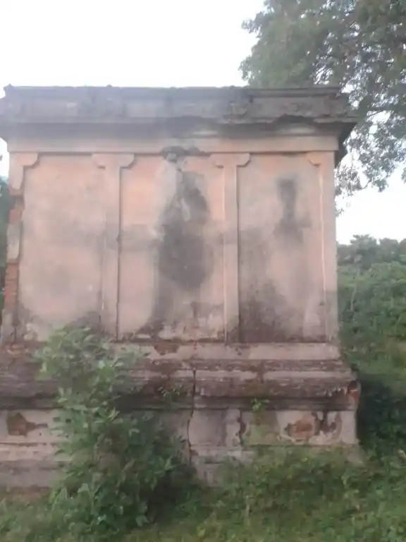 Arulmigu Pillayar Iyyanar Temple, Sathipattu - 607106 அருள்மிகு அய்யனார் திருக்கோயில், பண்ருட்டி - 607106, Cuddalore - Ancient Temple Architecture and History Image 3