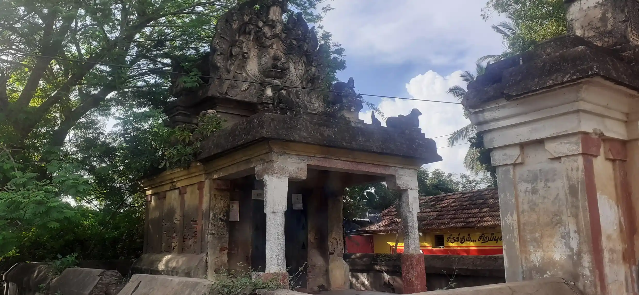 Arulmigu Pillayar Temple, Alangudi - 612801 அருள்மிகு சொர்ணகர்ஷண பிள்ளையார் திருக்கோயில், Alangudi - 612801, Thiruvarur - Ancient Temple Architecture and History Image 6