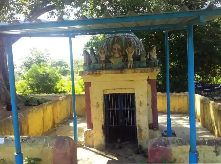 Arulmigu Pillayar Temple, Ayyampettai - 614403