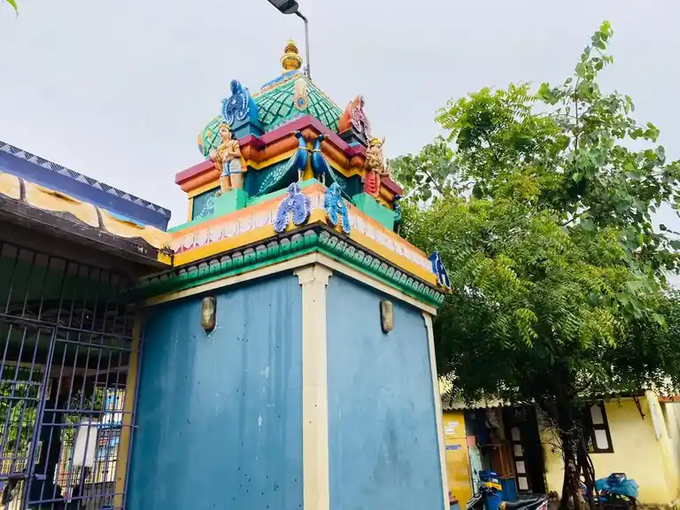 Arulmigu Pillayar Temple, Centre Of The Town, Ponneri - 601204 அருள்மிகு பிள்ளையார் திருக்கோயில், Centre Of The Town, Ponneri - 601204, Tiruvallur - Ancient Temple Architecture and History Image 2