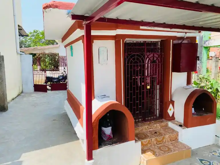 Arulmigu Pillayar Temple, Centre Of The Village, Anuppampattu - 601203 Arulmigu Pillayar Temple, Centre Of The Village, Anuppampattu - 601203, Tiruvallur - Ancient Temple Architecture and History Image 2