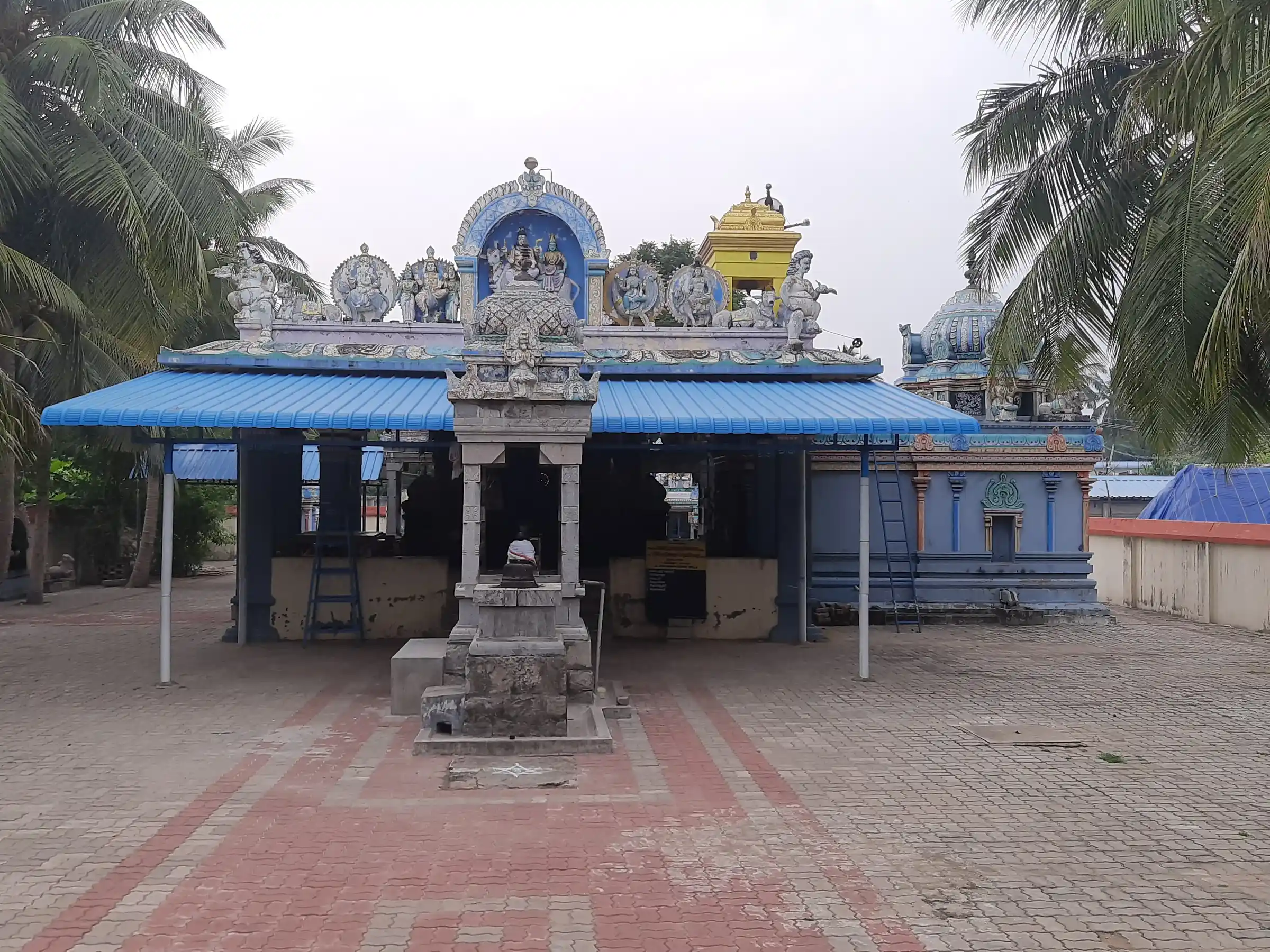 Arulmigu Pipplikatheeswar & Varadharaja Perumal Temple, Alathur - 609405
