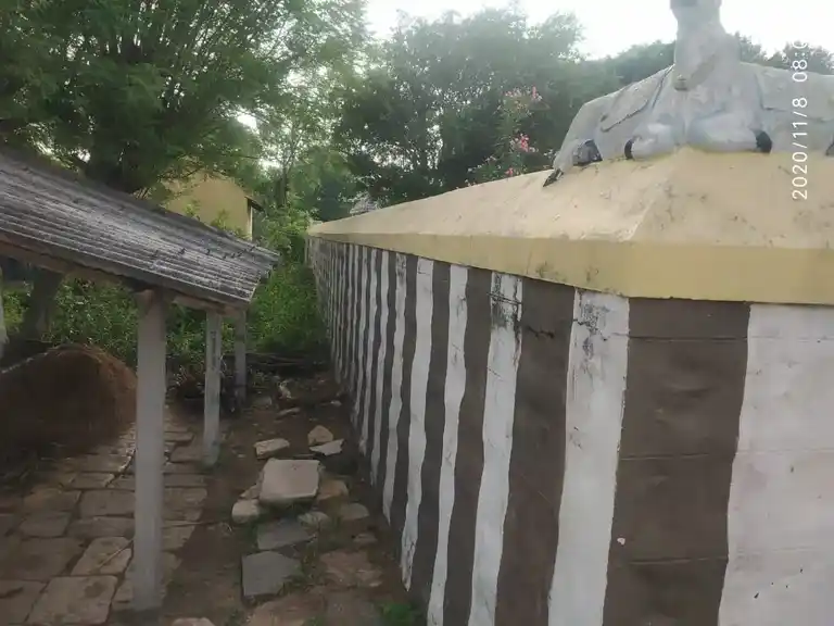 Arulmigu Piragatheeshwarar Temple, Nochiyam - 621212 அருள்மிகு பிரகதீஸ்வரர் மற்றும் லெட்சுமி நாராணயப்பெருமாள் திருக்கோயில், Nochiyam - 621212, Perambalur - Ancient Temple Architecture and History Image 4