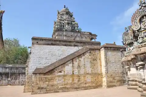 Arulmigu Piralayakaleyswarar Temple, Pennadam - 606105 அருள்மிகு பிரளயகாலேஸ்வரர் திருக்கோயில், பெண்ணாடம் - 606105, Cuddalore - Ancient Temple Architecture and History Image 5
