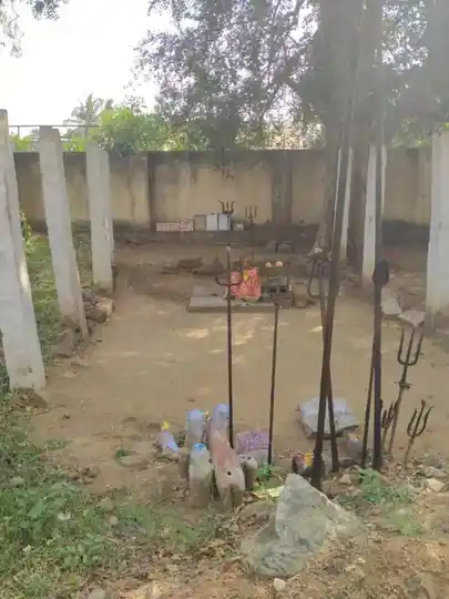 Arulmigu Piraliamman Temple, Thimmakkuthu - 642202 Arulmigu Piraliamman Temple, Thimmakkuthu - 642202, Coimbatore - Ancient Temple Architecture and History Image 4