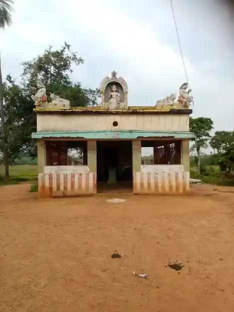 Arulmigu Piraman Ayyanar Temple, Vaitthur - 622303 அருள்மிகு பிரமன் அய்யனார் திருக்கோயில், வைத்தூர் - 622303, Pudukkottai - Ancient Temple Architecture and History Image 4
