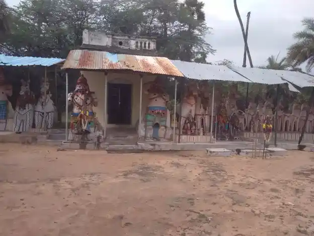 Arulmigu Piramanayinar Ammachi Amman Temple, Idaiyathur, Ponnamaravathi Taluk - 622407 அருள்மிகு பிரமநயினார் அம்மச்சி அம்மன் திருக்கோயில், இடையாத்தூர், பொன்னமராவதி வட்டம் - 622407, Pudukkottai - Ancient Temple Architecture and History Image 2