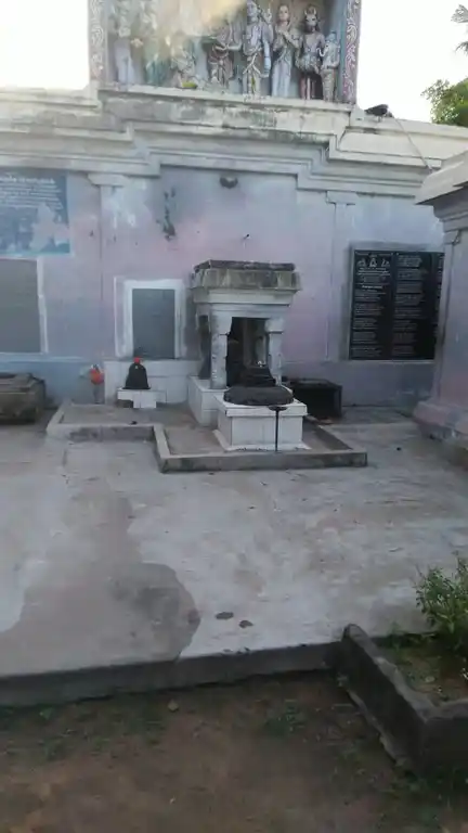 Arulmigu Pirammapurieswarar Temple, Pakkam - 605106 அருள்மிகு பிரம்மபுரீஸ்வரர் திருக்கோயில், பாக்கம் - 605106, Viluppuram - Ancient Temple Architecture and History Image 2