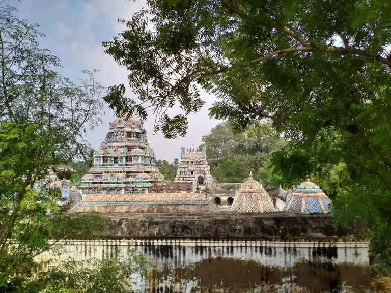 Arulmigu Piranava Viyakkarapurieswarar Temple, Omampuliyur - 608306 அருள்மிகு பிரணவ வியாக்ரபுரீஸ்வரர் திருக்கோயில், ஓமாம்புலியூர் - 608306, Cuddalore - Ancient Temple Architecture and History Image 4
