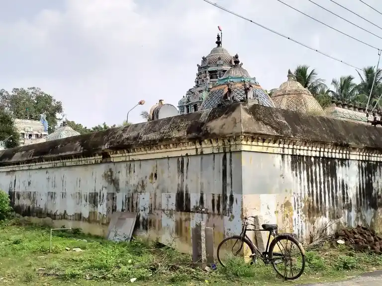 Arulmigu Piranava Viyakkarapurieswarar Temple, Omampuliyur - 608306 அருள்மிகு பிரணவ வியாக்ரபுரீஸ்வரர் திருக்கோயில், ஓமாம்புலியூர் - 608306, Cuddalore - Ancient Temple Architecture and History Image 7