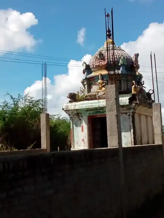 Arulmigu Pireyanayagi Amman And Angalamman Temple, Yaduthukati Sathanur, Yaduthukatisathanur - 609304 Temple