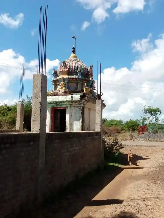Arulmigu Pireyanayagi Amman And Angalamman Temple, Yaduthukati Sathanur, Yaduthukatisathanur - 609304 Arulmigu Pireyanayagi Amman And Angalamman Temple, Yaduthukati Sathanur, எடுத்துக்கட்டி சாத்தனுர் - 609304, Mayiladuthurai - Ancient Temple Architecture and History Image 7